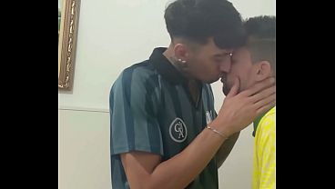 Compañero de fútbol me empaló después del partido