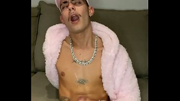 Follada gay en el frío invierno europeo