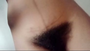 La maestra Loveteena te desafía a resistir su culo perfecto
