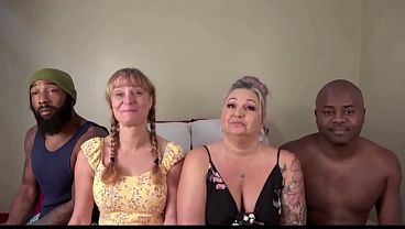 Mamacitas maduras con tetas enormes se dejan empotrar sin piedad