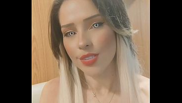 Sabadou galera se lo monta con su amiga en la cama